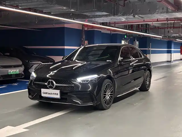 Mercedes-Benz C-Class 2024