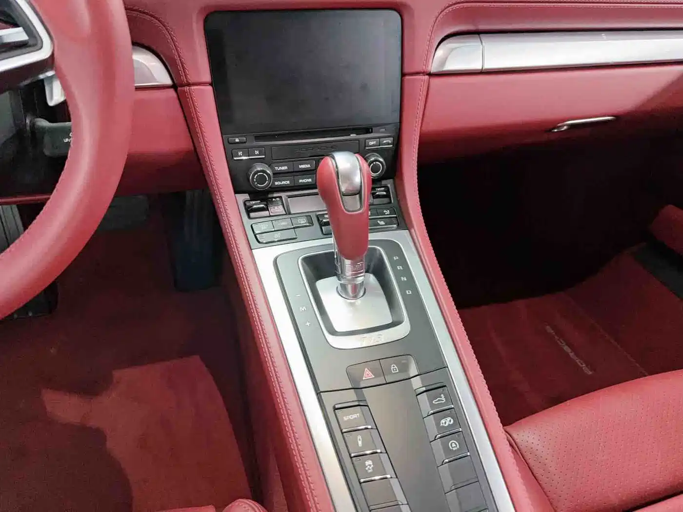 Porsche 718 2018 Cayman 2.0T фото 5
