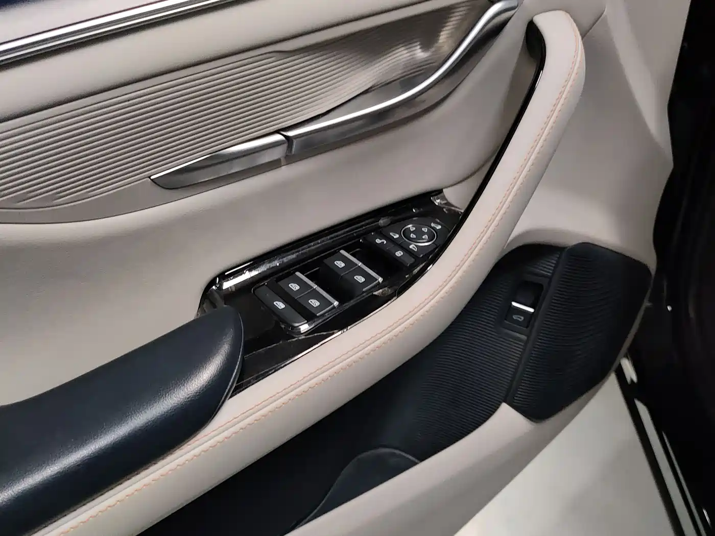 BYD Song PLUS PHEV 2021 DM-i 110KM Flagship PLUS фото 11