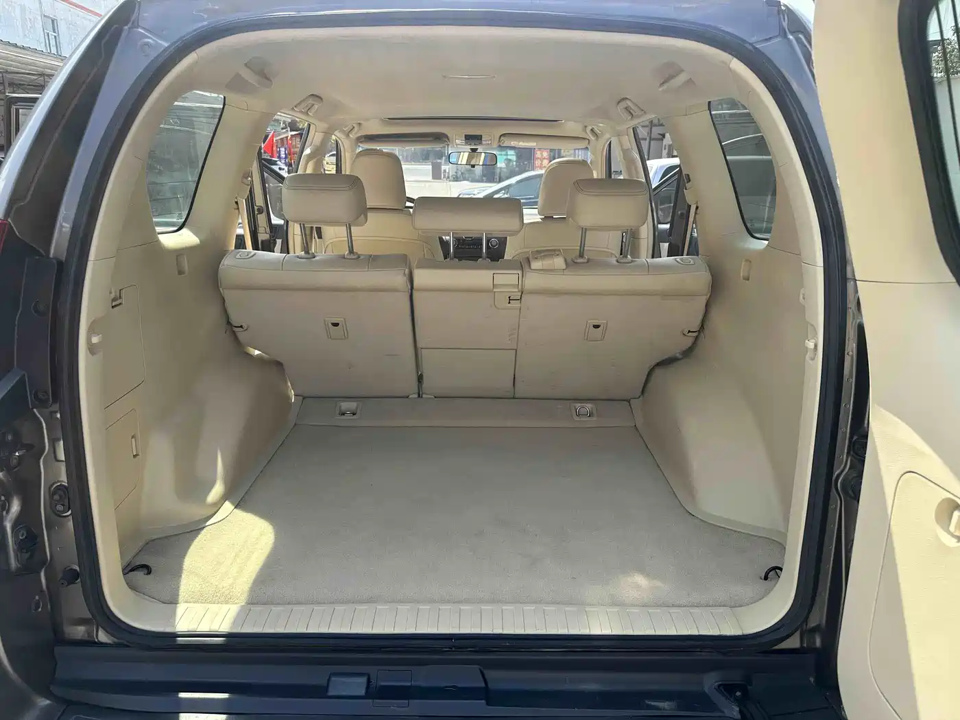 Toyota Prado 2015 2.7L Automatic Standard фото 14