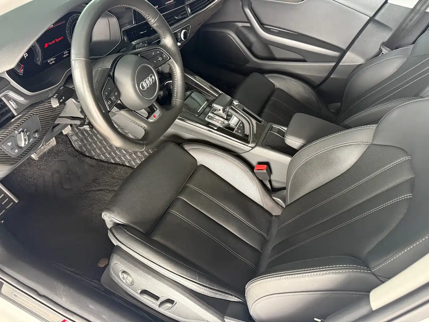 Audi A4L 2020 40 TFSI Luxury Dynamic фото 6