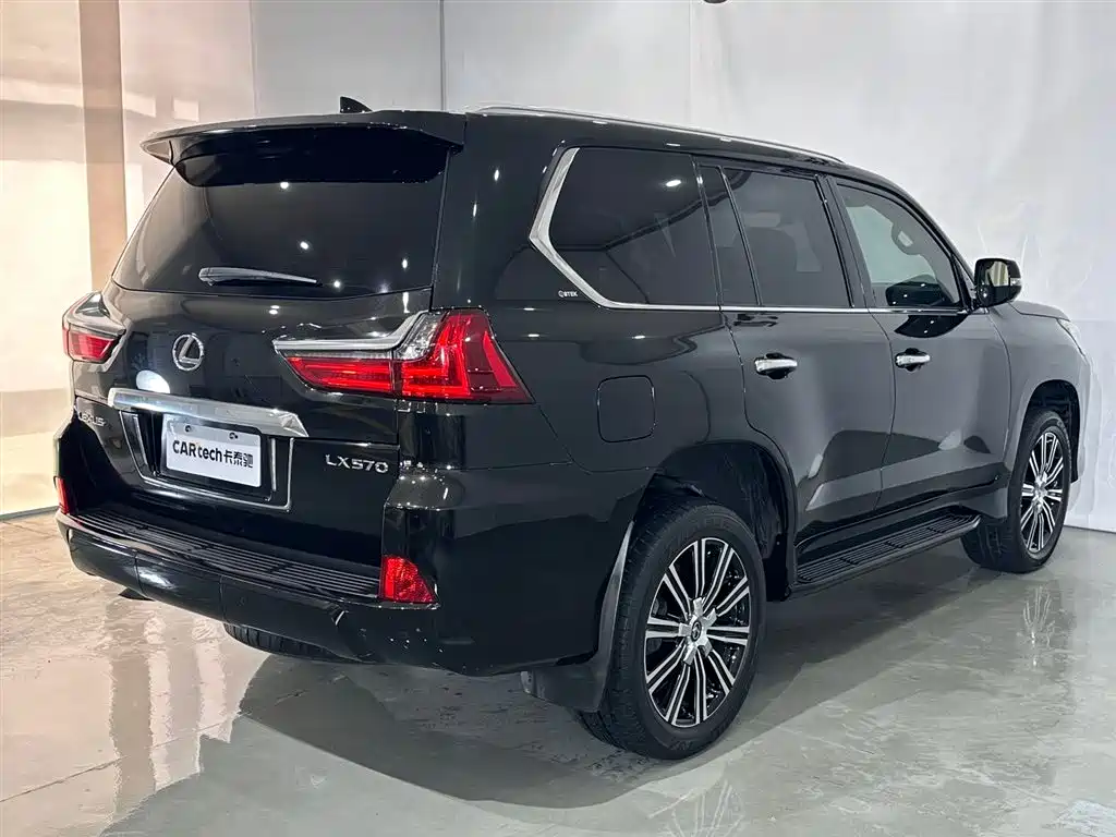 Lexus LX 2019 570 Prestige Luxury Edition фото 6