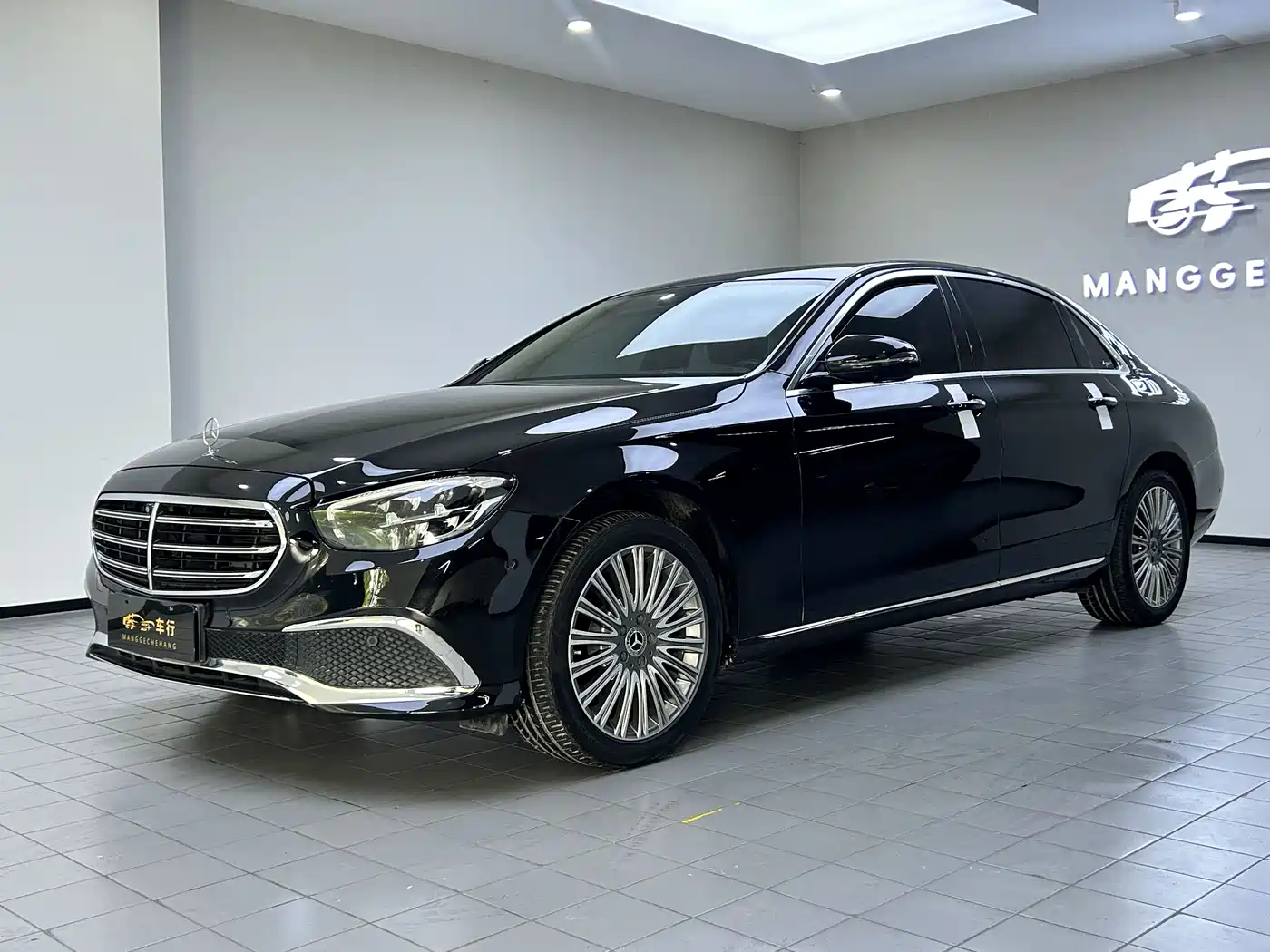 Mercedes-Benz E-Class 2021 E 300 L Fashion