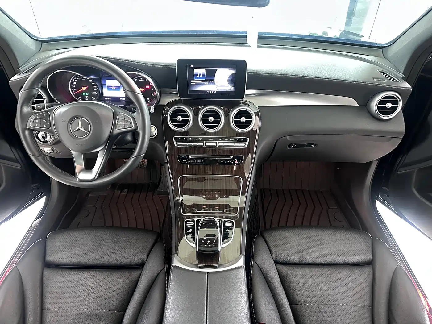 Mercedes-Benz GLC 2016 GLC 260 4MATIC Dynamic фото 12