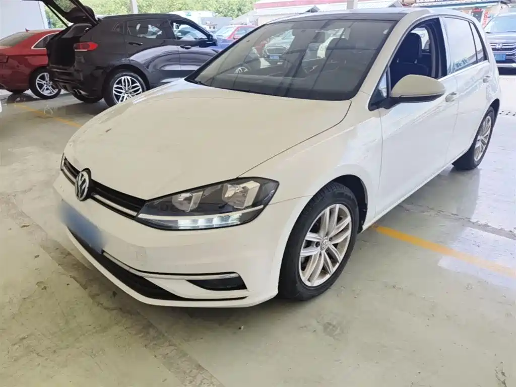 Volkswagen Golf 2018 1.6L Automatic Comfort
