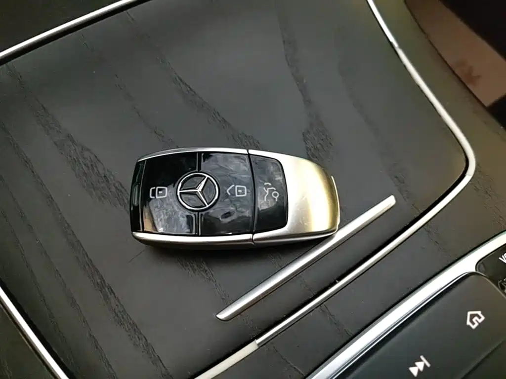 Mercedes-Benz E-Class 2019 Facelift E 300 L Sport Luxury фото 9