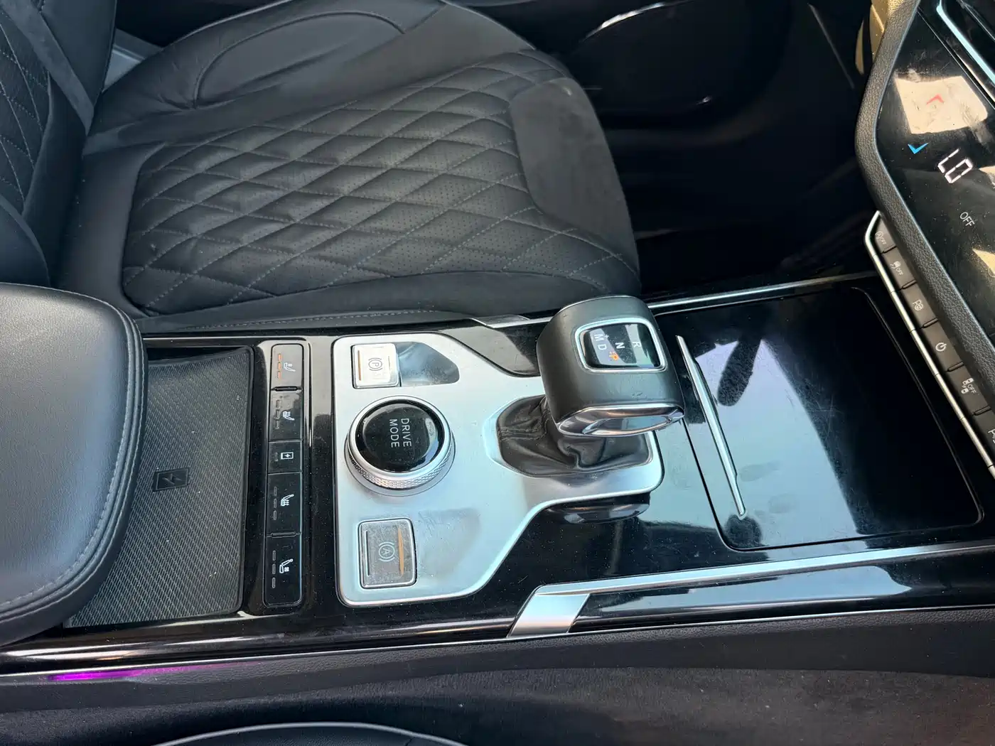 Hongqi HS5 2019 2.0T Intelligent Flagship 4WD Version фото 26