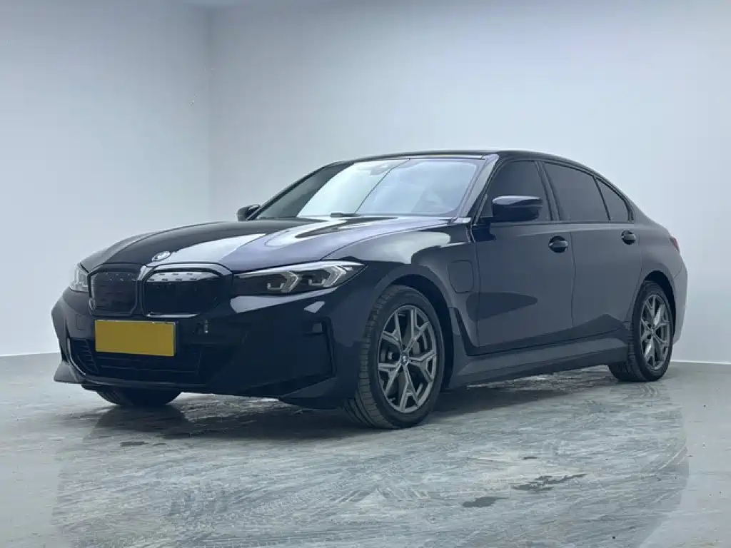 BMW i3 2022