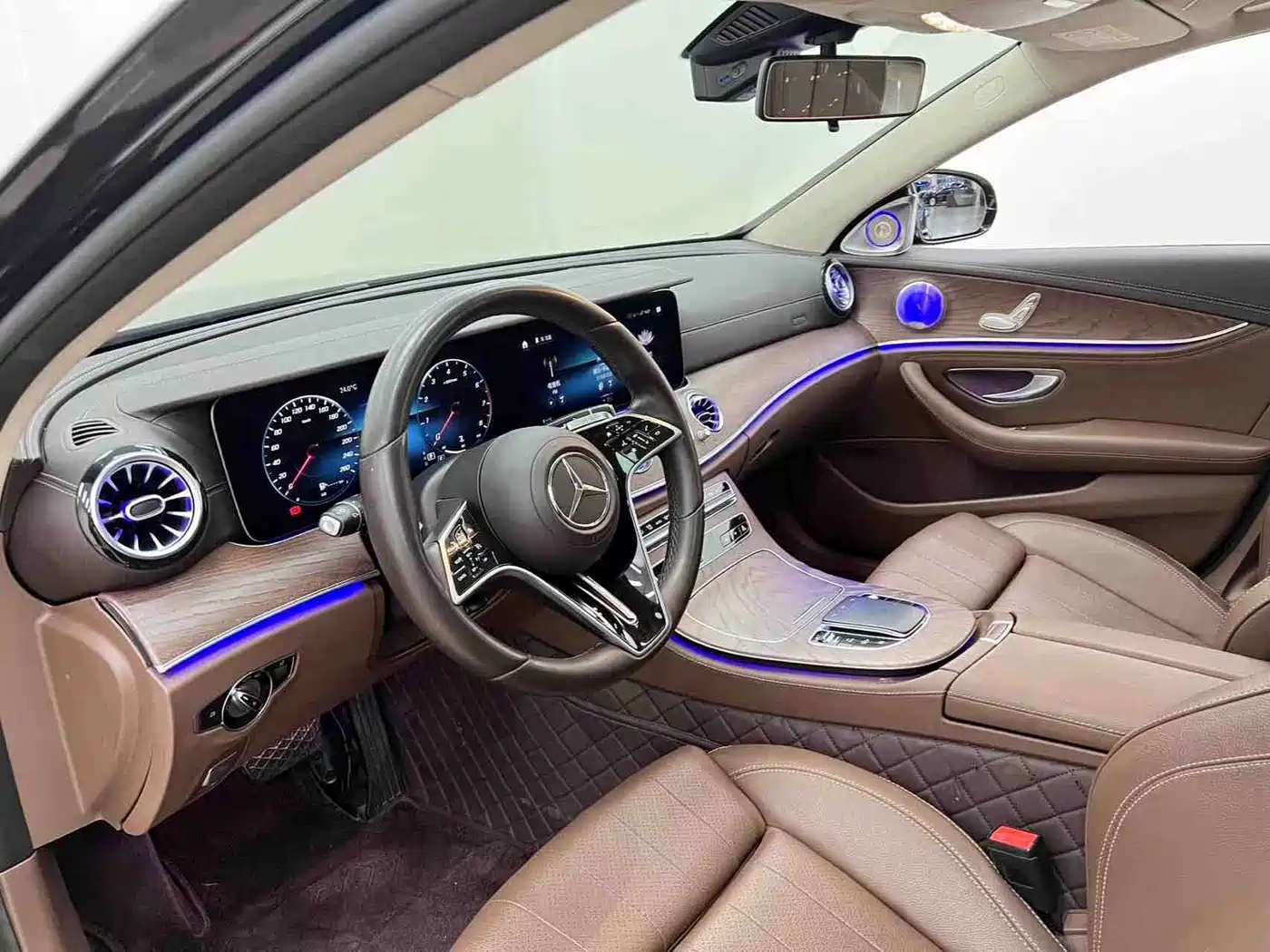 Mercedes-Benz E-Class 2021 Facelift E 260 L фото 7