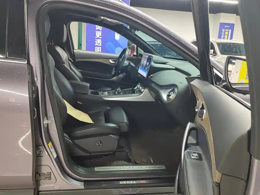 Denza X 2020 2020 Model PHEV Flagship Edition
