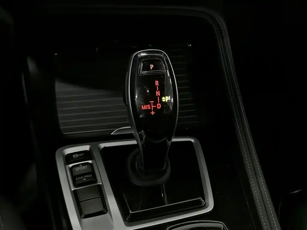 BMW 1 Series 2020 Model 120i M Sport Package фото 13