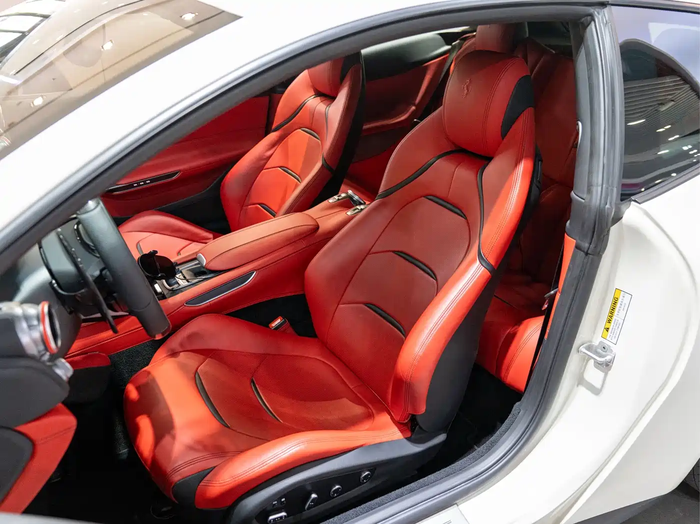 Ferrari GTC4Lusso 2018 2017 3.9T V8