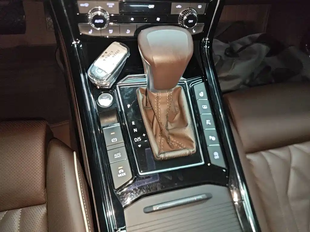 Volkswagen Phideon 2023 2021 380TSI Premium Edition