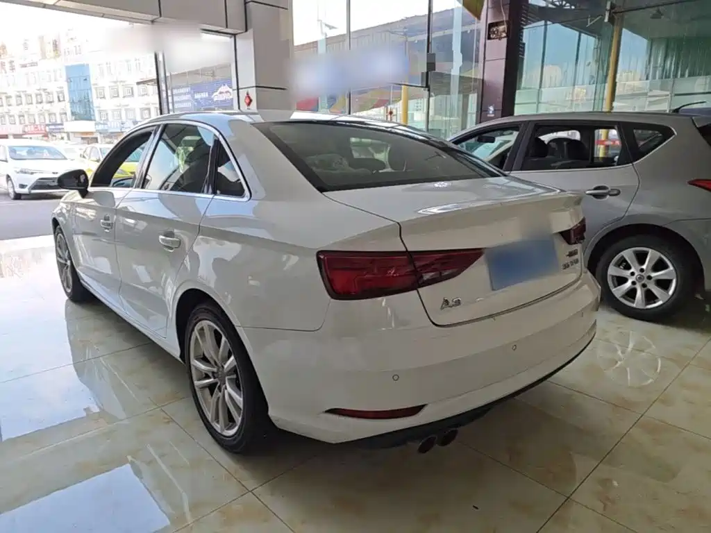 Фото 5 - Audi A3
