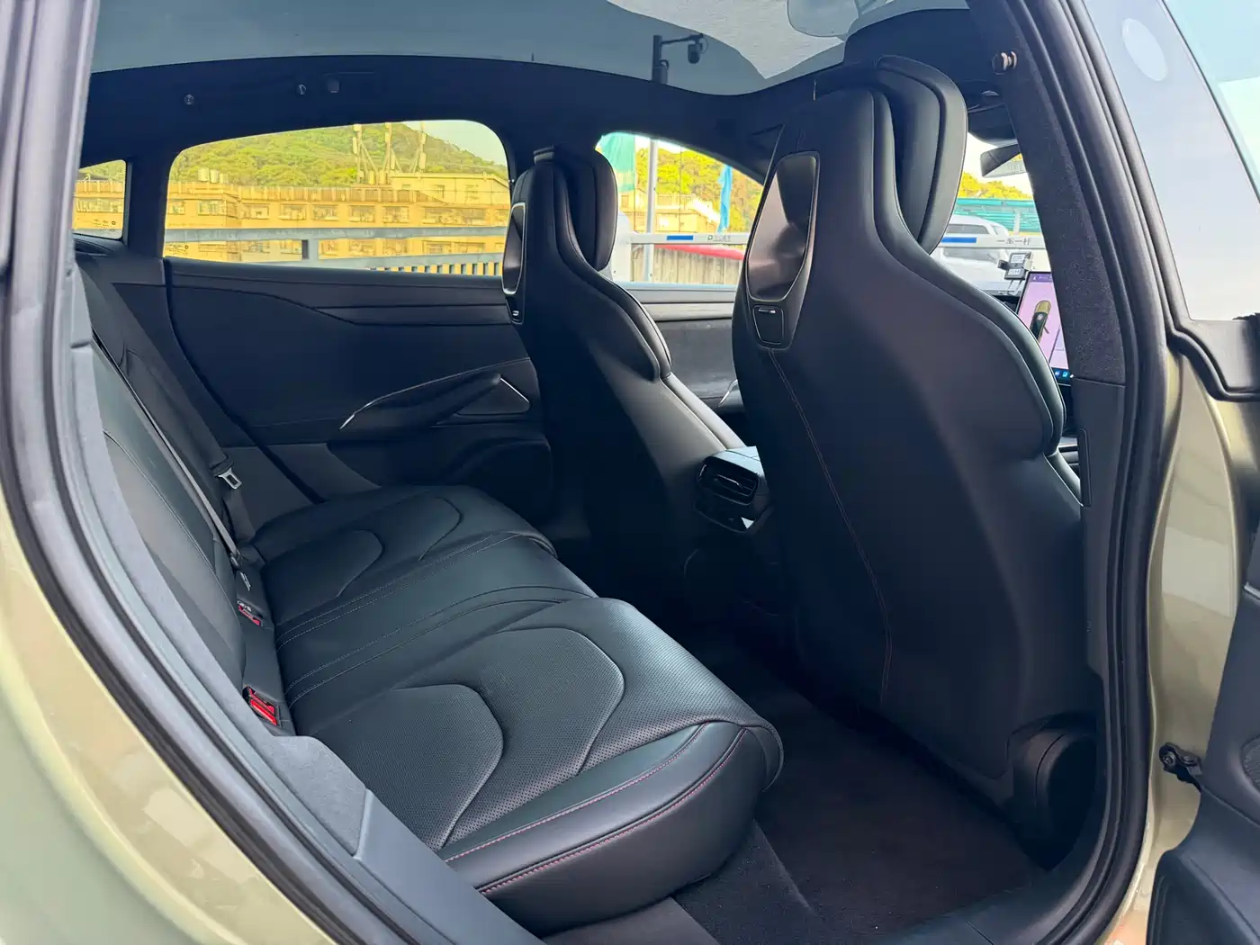 Xiaomi Auto Xiaomi SU7 2024 RWD Standard Founder's Edition фото 4
