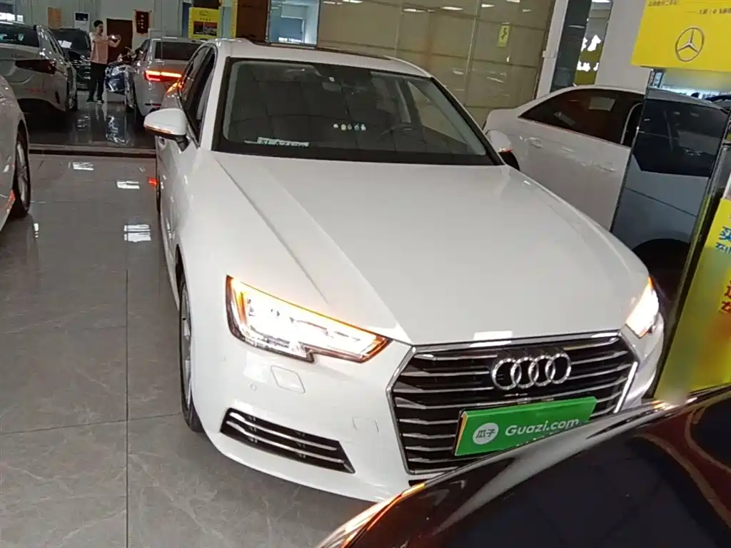 Audi A4L 2018 30th Anniversary 40 TFSI Progressive фото 3