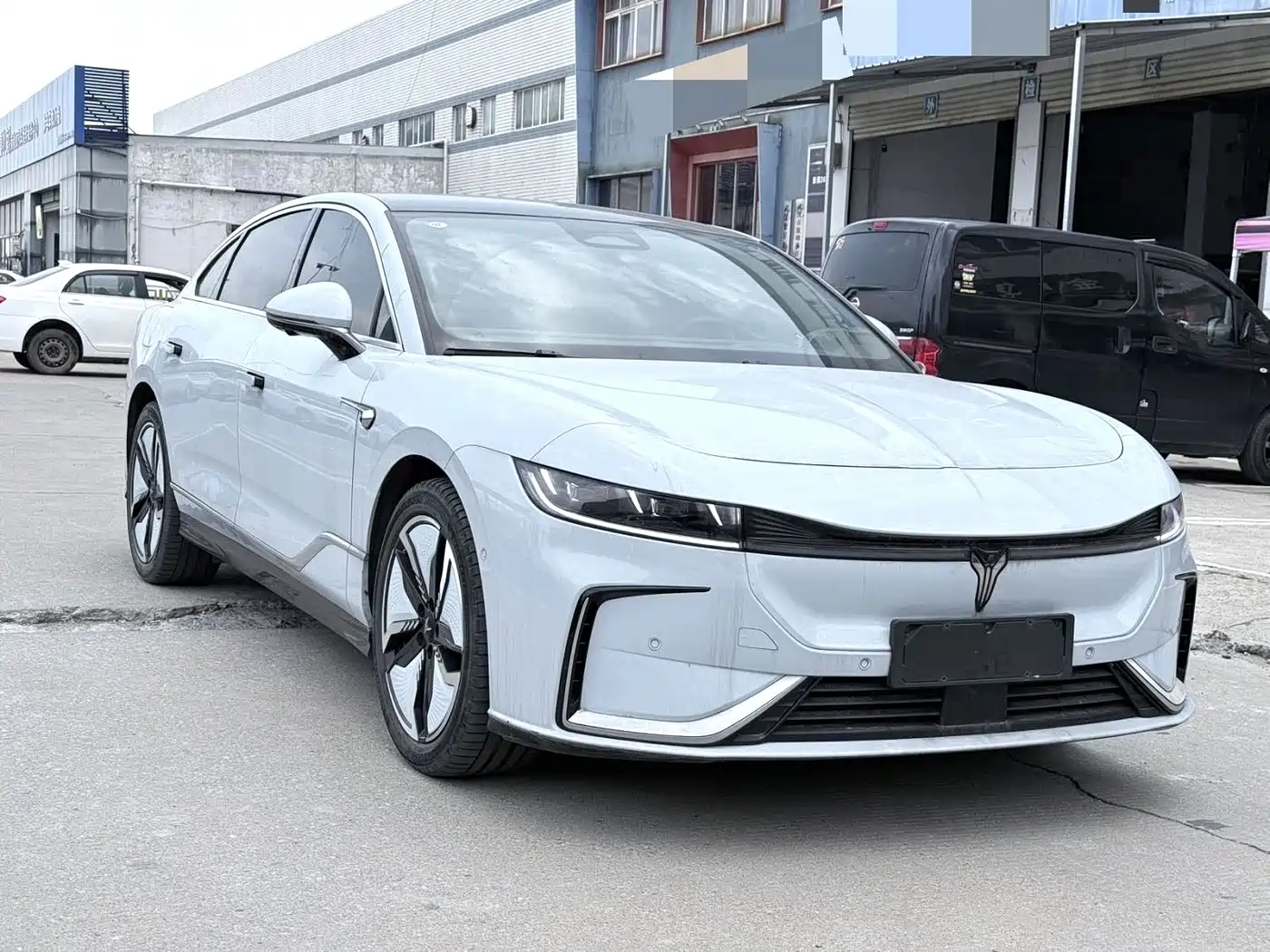 Voyah Auto VOYAH Zhuiguang 2023 4WD Standard Edition фото 3