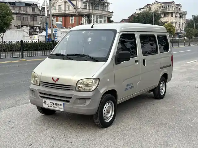 Wuling Motors Wuling Zhiguang 2013 1.0L Basic