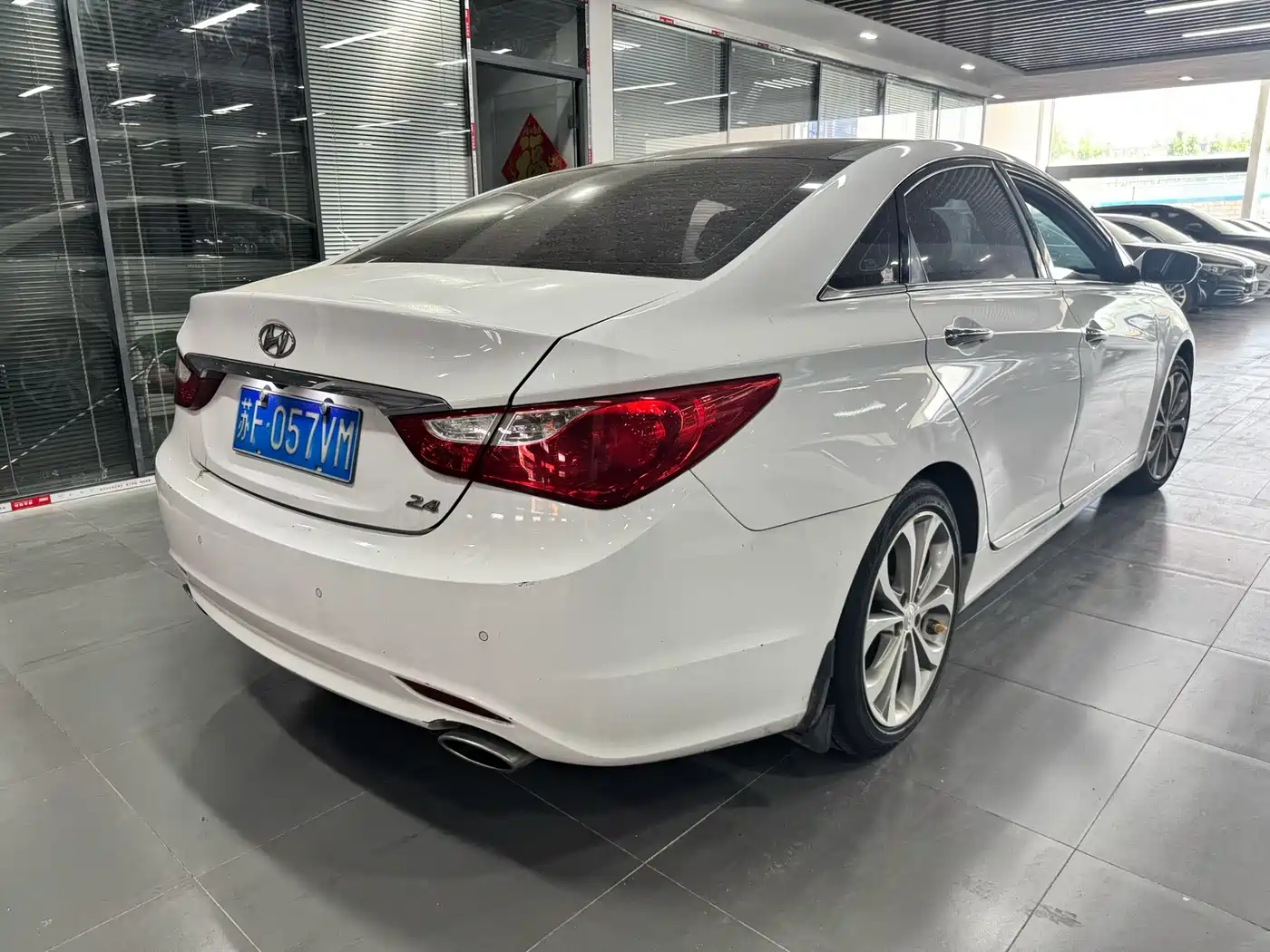 Hyundai Sonata 2014 2.4L Automatic Top Edition China IV фото 4