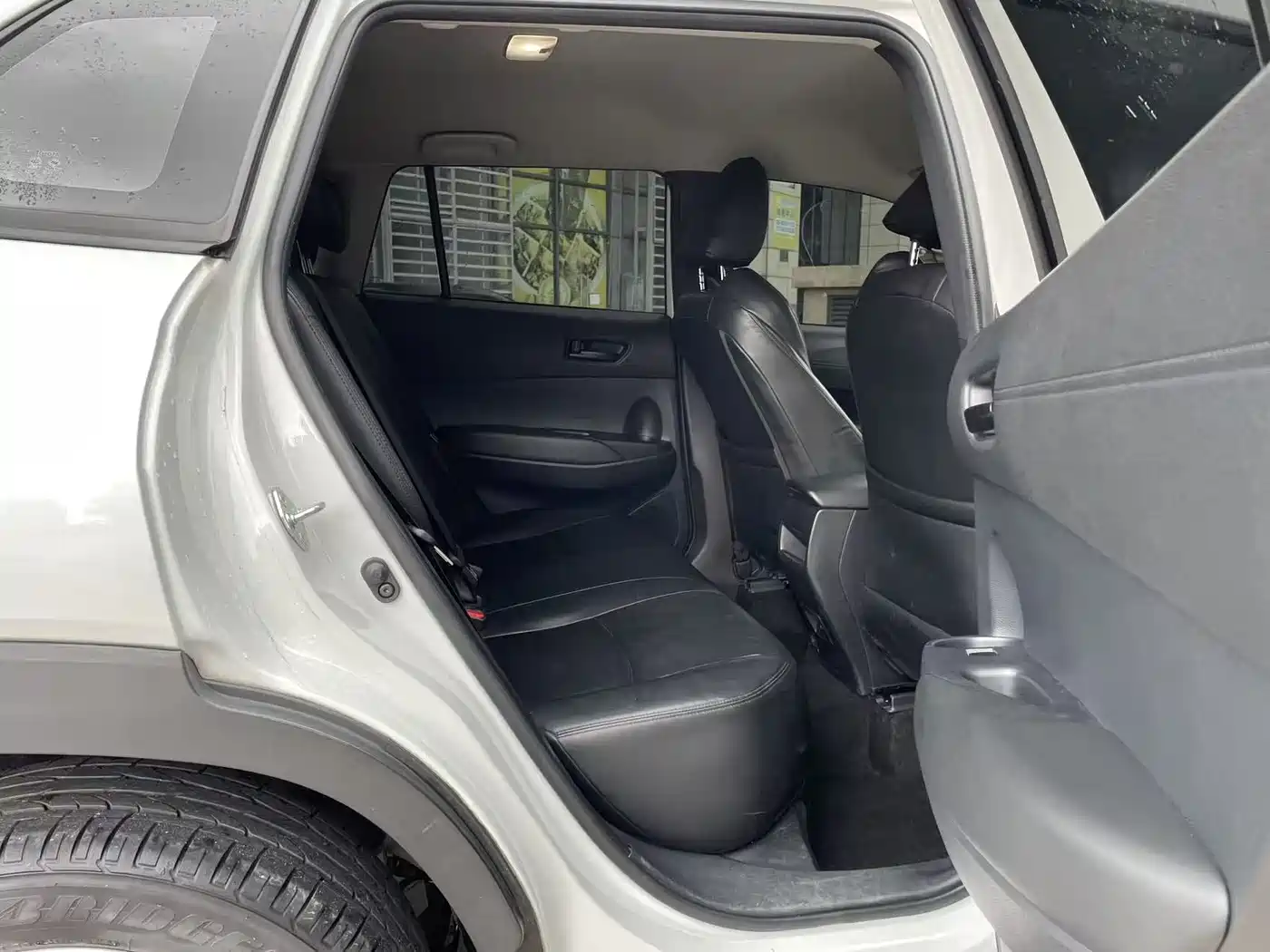 Toyota Frontlander 2023 2.0L CVT Elite Edition фото 7