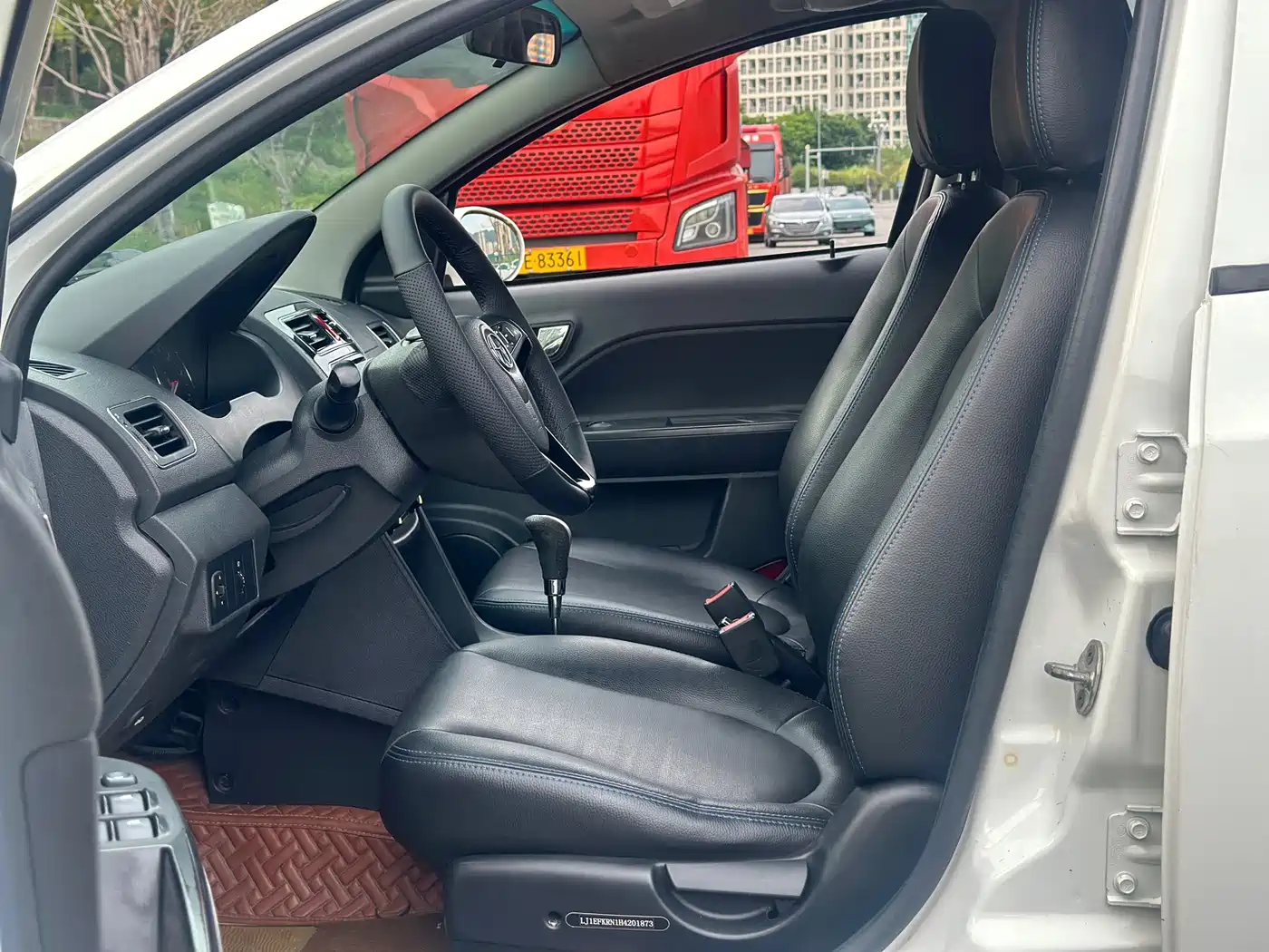 JAC Motors JAC iEV 2017 2017 iEV4 Luxury Smart Edition