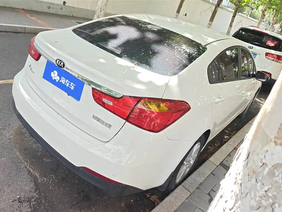 Kia K3 2015 1.6L Automatic GL фото 3
