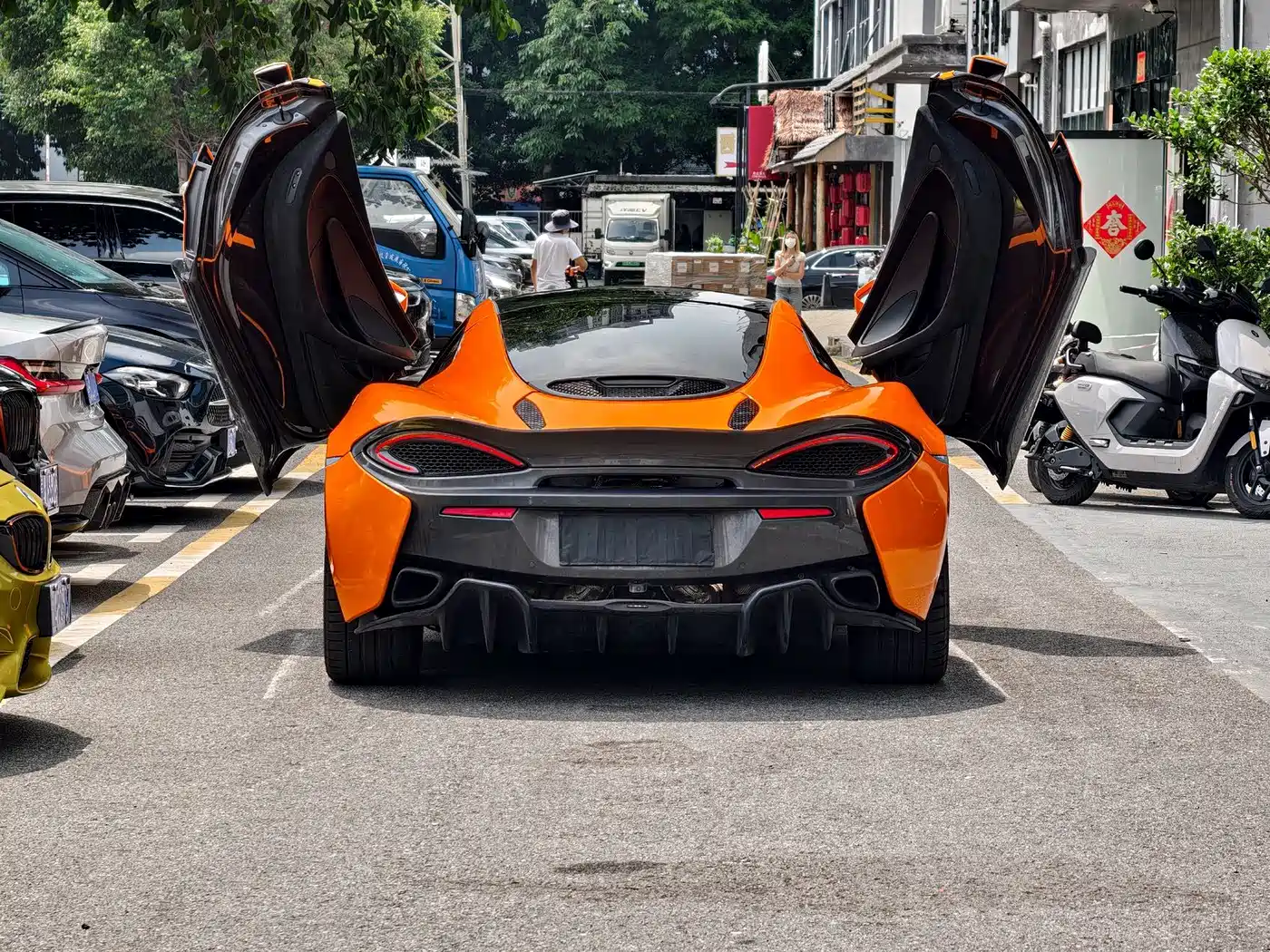 McLaren 570 2016 570GT 3.8T Coupe фото 8
