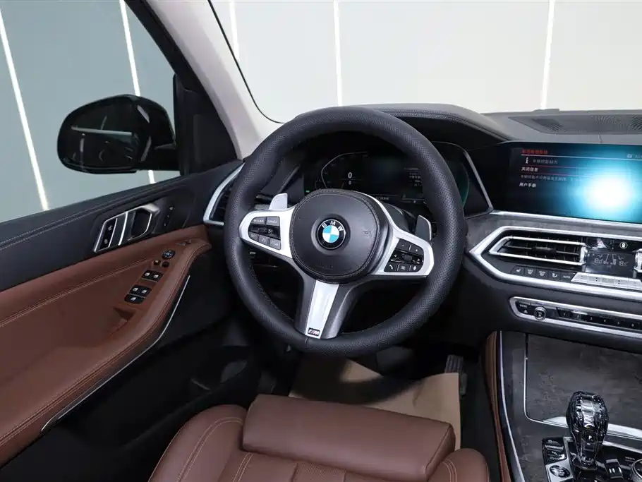 BMW X5 (Import) 2019 xDrive40i M Sport Package фото 27