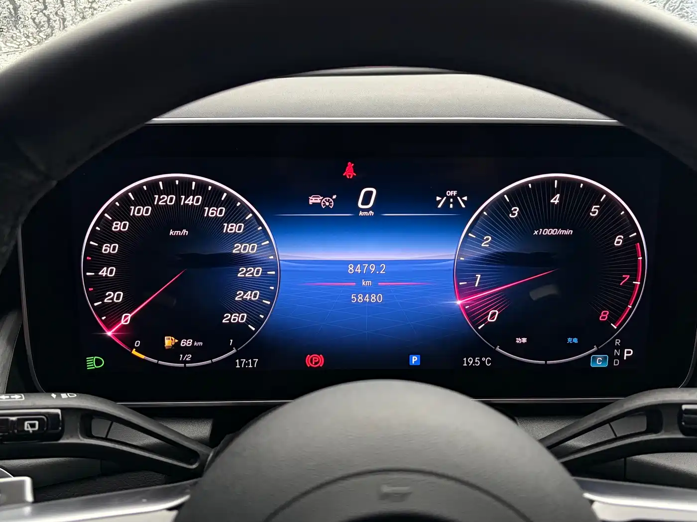 Mercedes-Benz GLC 2024 GLC 260 L 4MATIC Luxury 5-seater фото 19