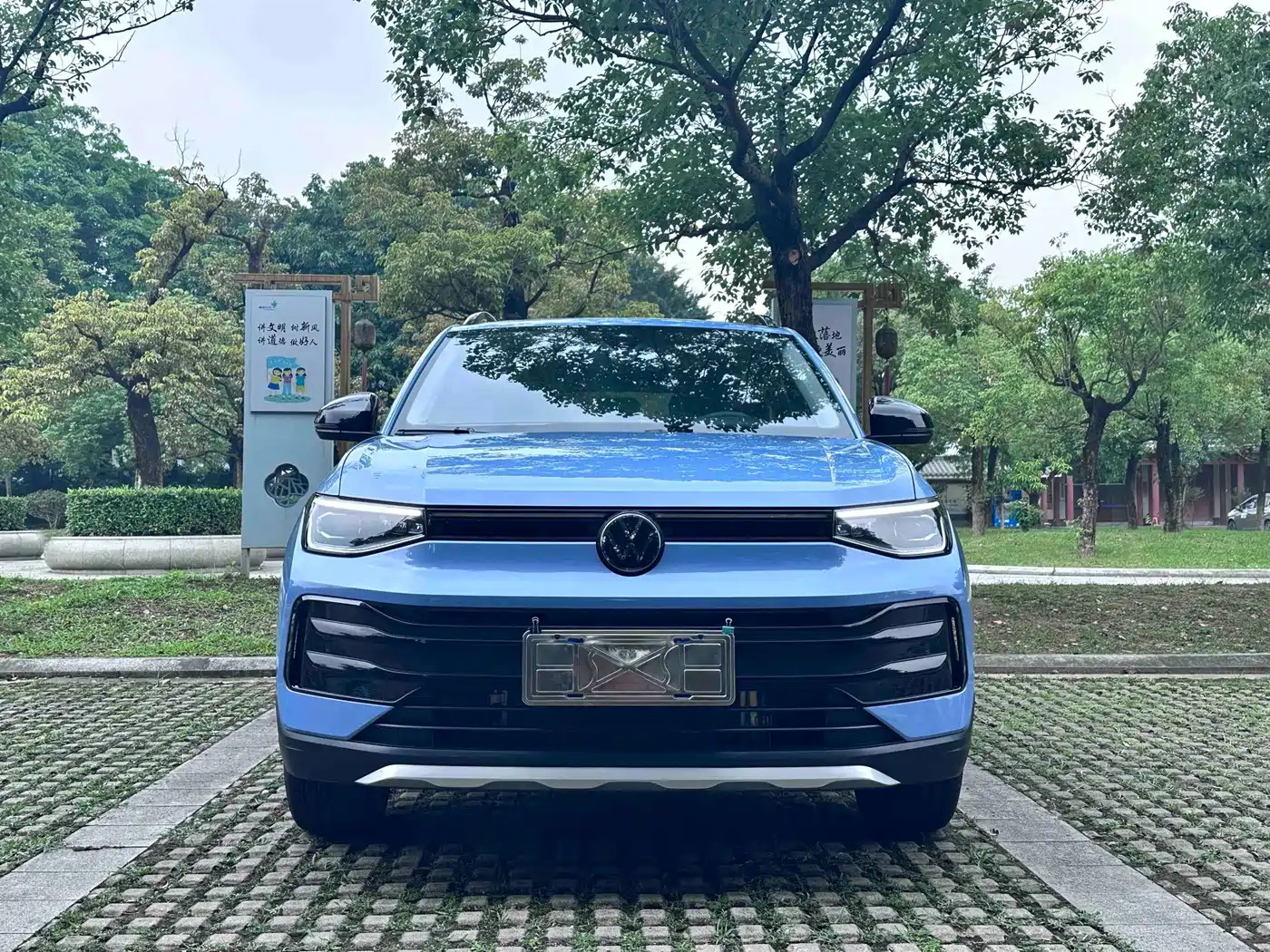 Volkswagen Tharu 2025 New Edge 300TSI Enjoyment Edition фото 2