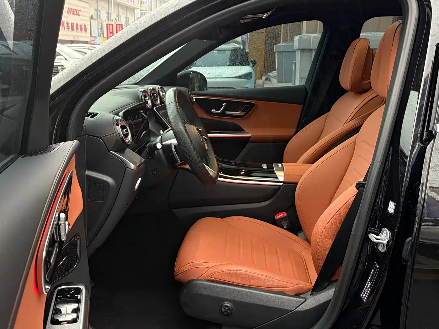 Mercedes-Benz GLC 2024 GLC 260 L 4MATIC Luxury 5-seater фото 8