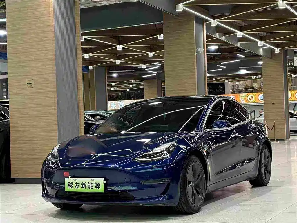 Tesla Model 3 (Import) 2019 2019 Long Range All-Wheel Drive Edition