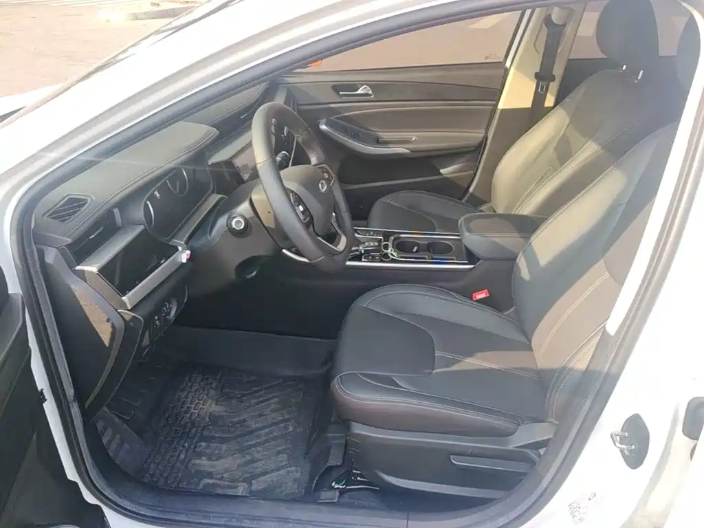 Chery Arrizo 5 2025 2024 People's Edition 1.5L CVT Trend
