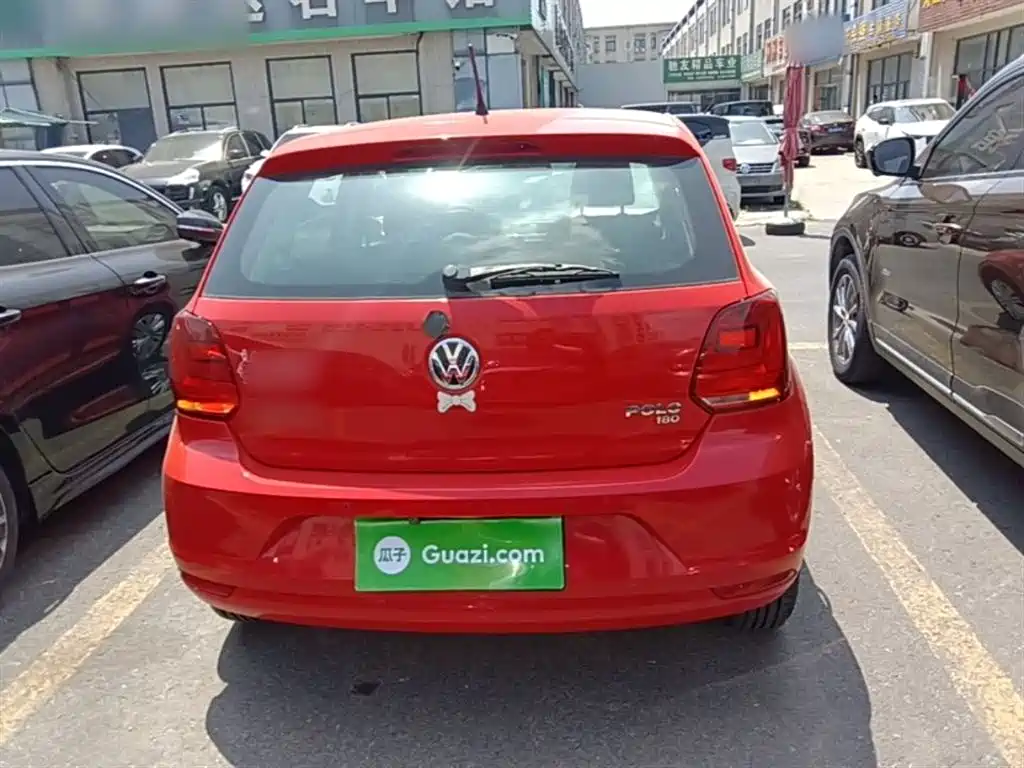 Volkswagen Polo 2016 1.6L Automatic Comfort фото 6