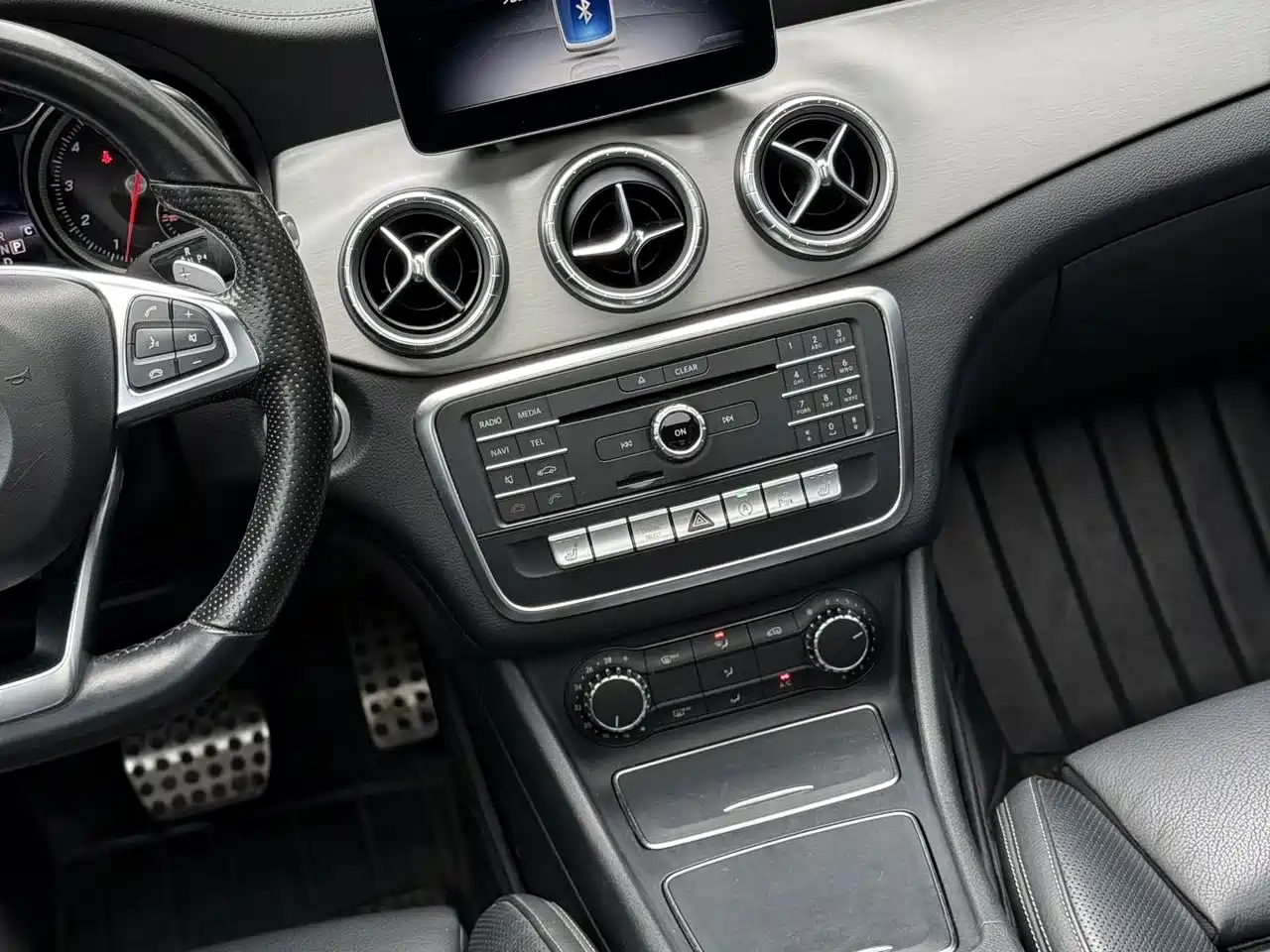 Mercedes-Benz CLA (Import) 2017 CLA 260 4MATIC фото 8