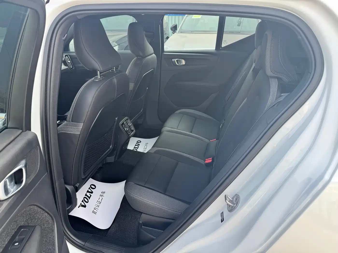 Volvo XC40 2024 2024 B3 Smart Elite Luxury Edition