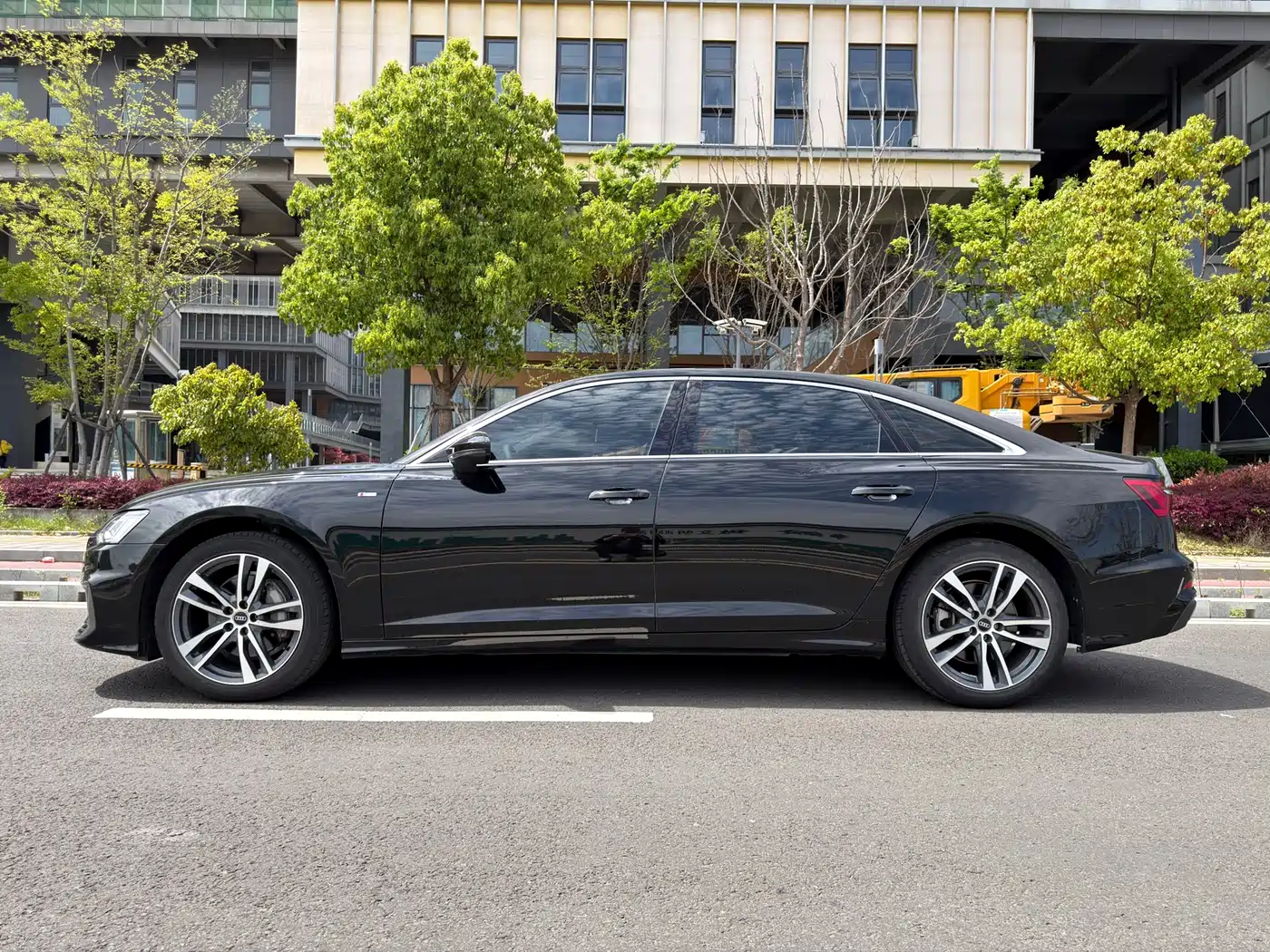 Audi A6L 2022 40 TFSI Luxury Dynamic фото 9