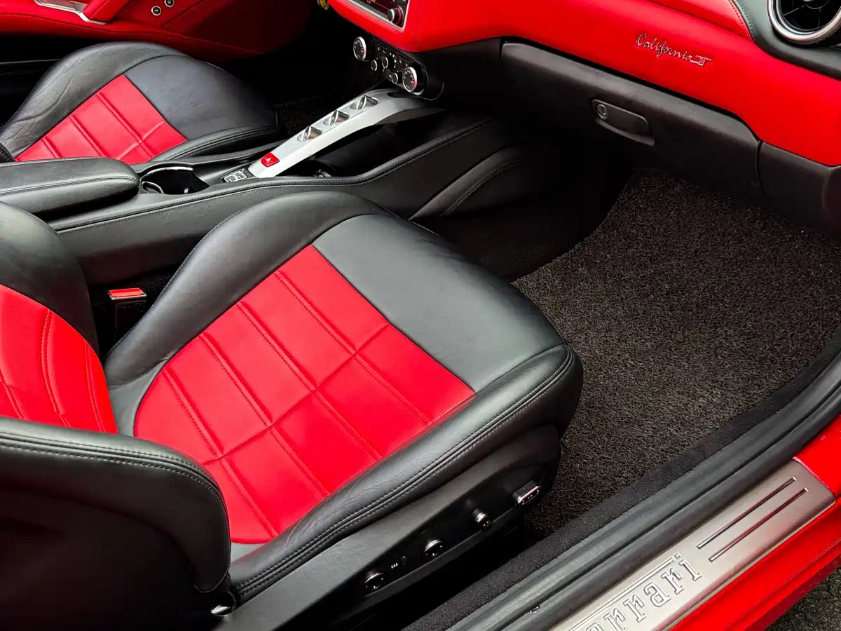 Ferrari California T 2015 2015 3.9T Standard