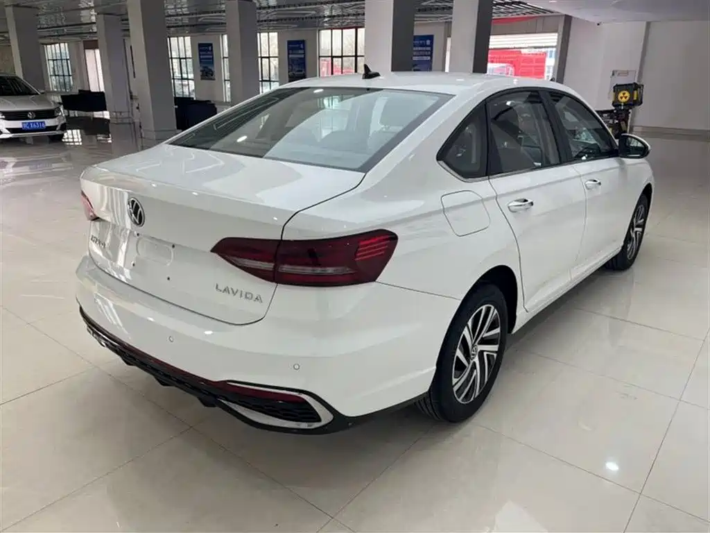 VOLKSWAGEN LAVIDA