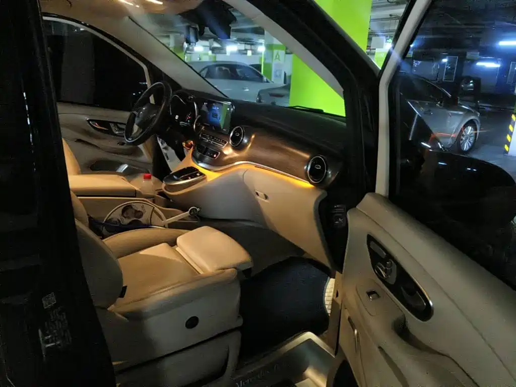 Mercedes-Benz V-Class, миниатюра 13