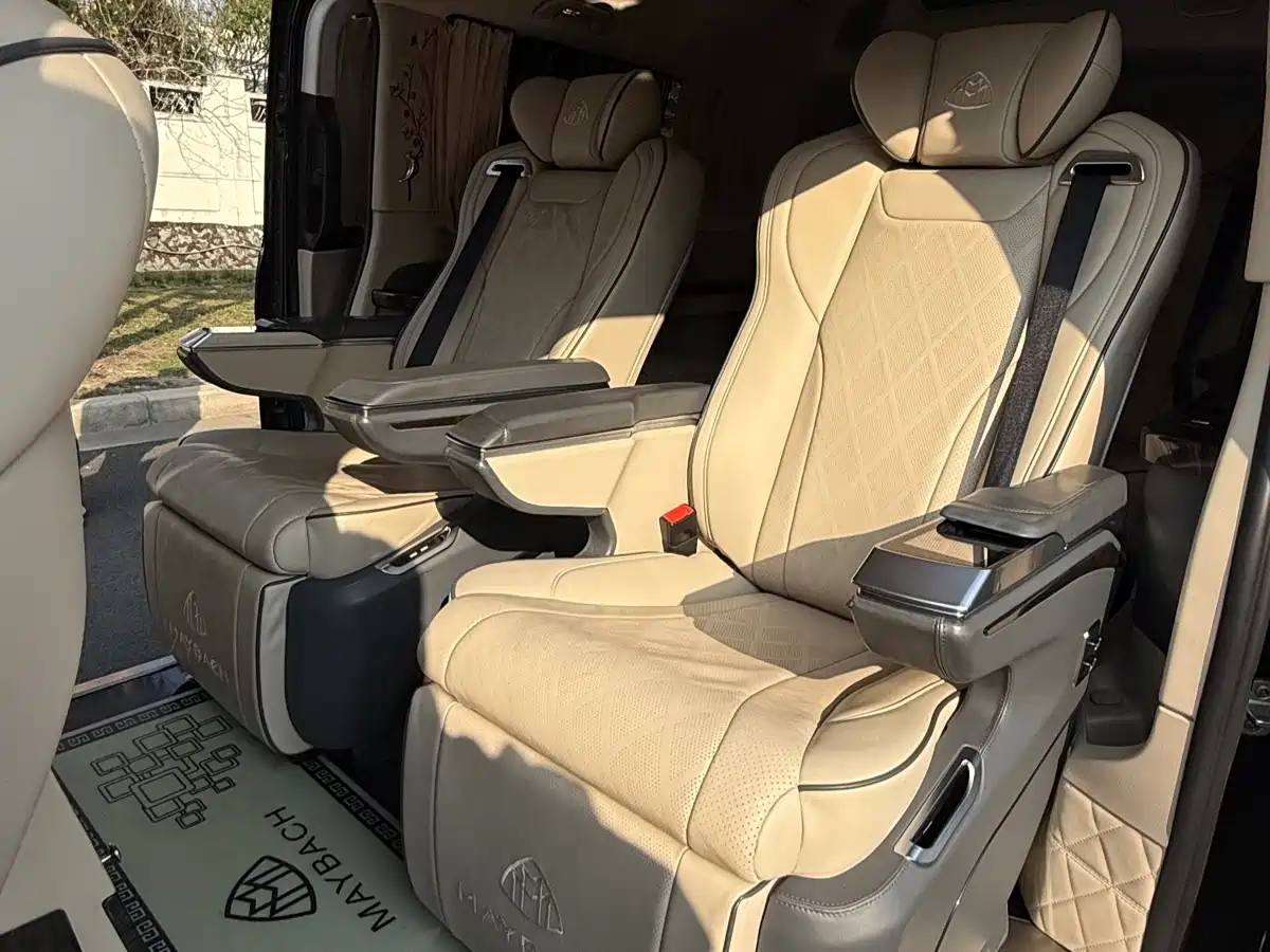 Mercedes-Benz Vito 2021 2.0T Business Edition 8-seater фото 11