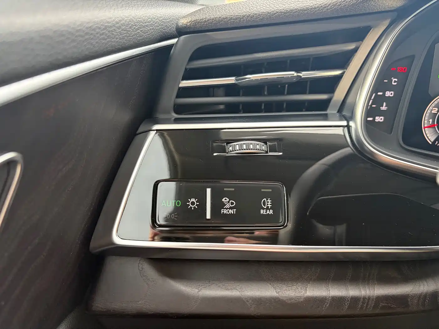 Audi Q8 2021 2021 Model 55 TFSI Luxury Dynamic