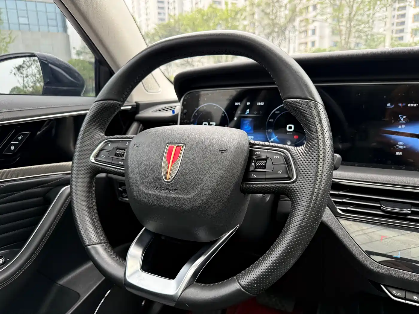 Hongqi HS5 2022 Facelift 2.0T Smart Flag Enjoyment AWD Edition фото 12