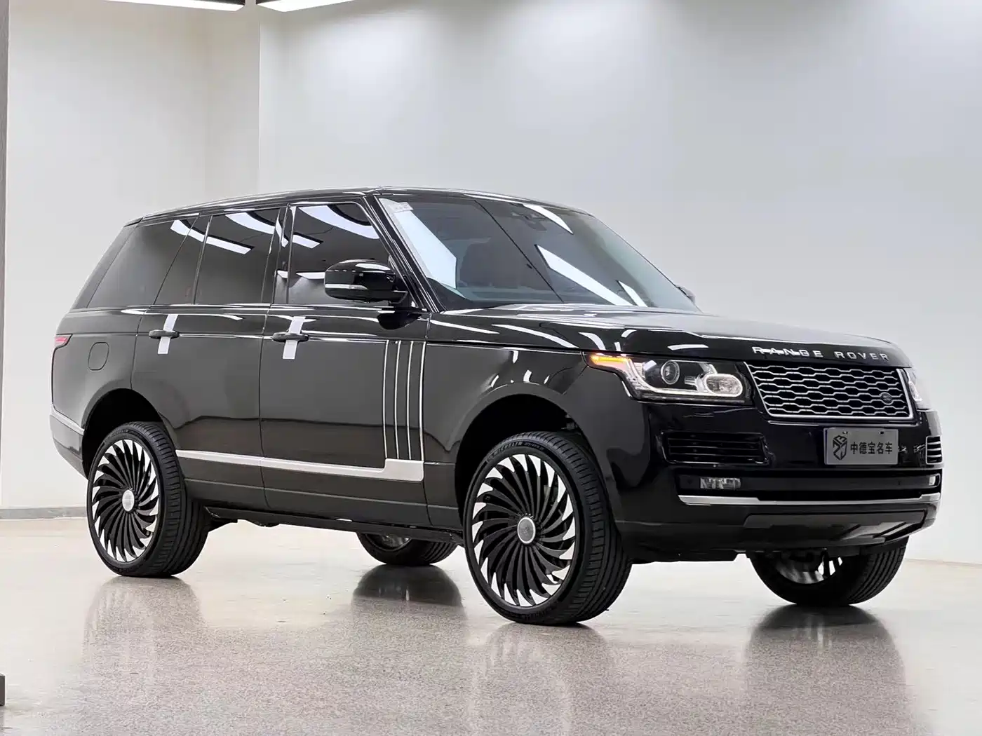 Land Rover Range Rover 2017 3.0 SC V6 Vogue фото 3