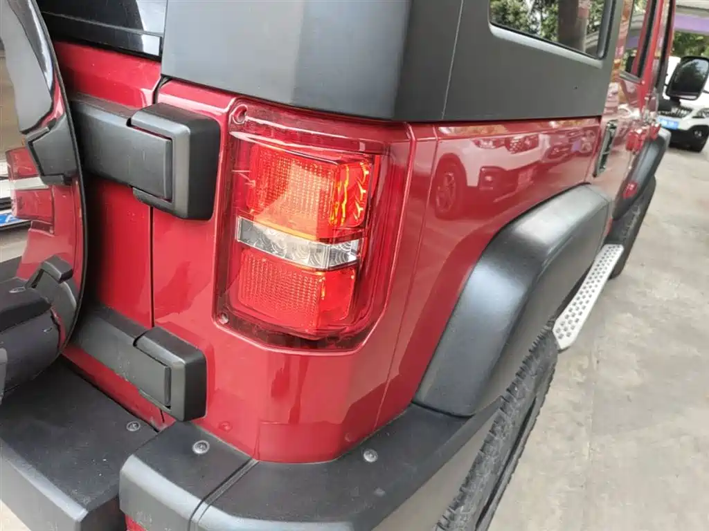 BAIC ORV Beijing Offroad BJ40 2016 Model 40L 2.3T Automatic 4WD Exclusive фото 8