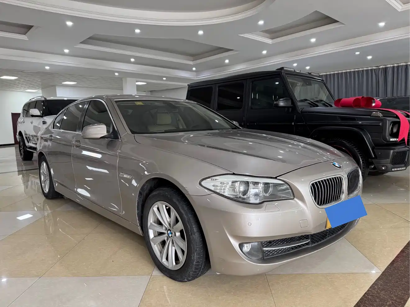 BMW 5 Series 2012 520Li Elegance фото 2