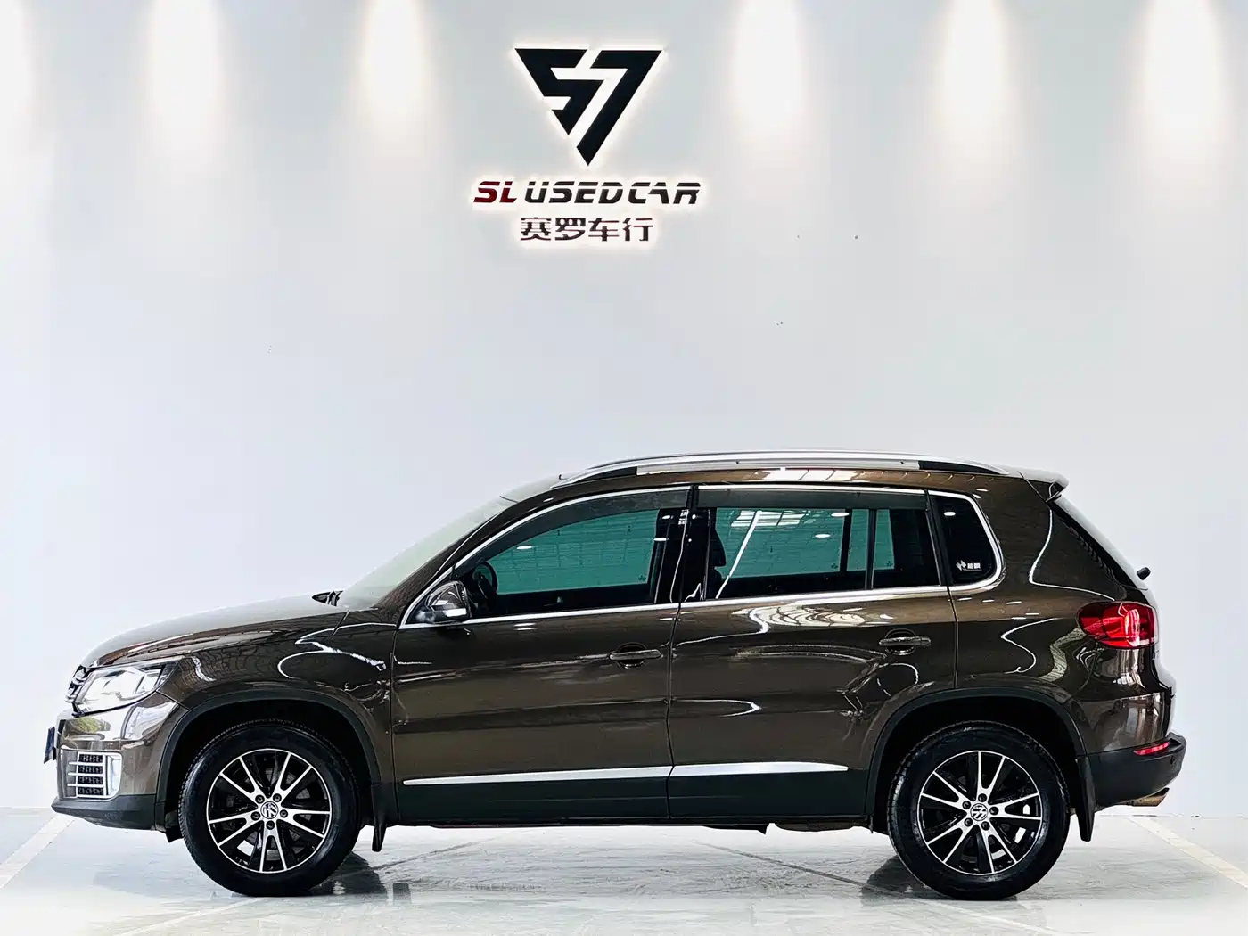 Volkswagen Tiguan 2015 1.8TSI Automatic 2WD Highline фото 9