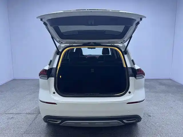 Photo 8 - Changan Oshan X7