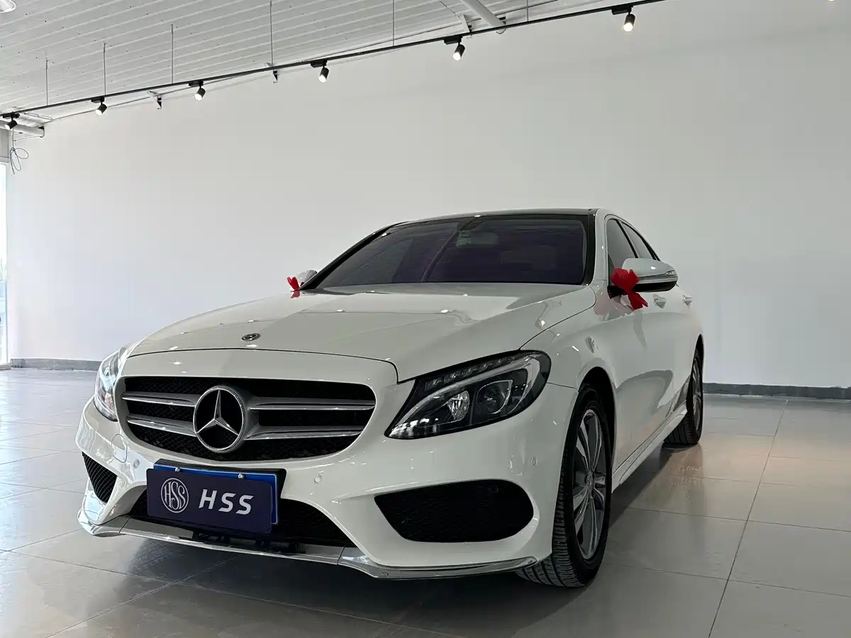 Фото 1 - Mercedes-Benz C-Class