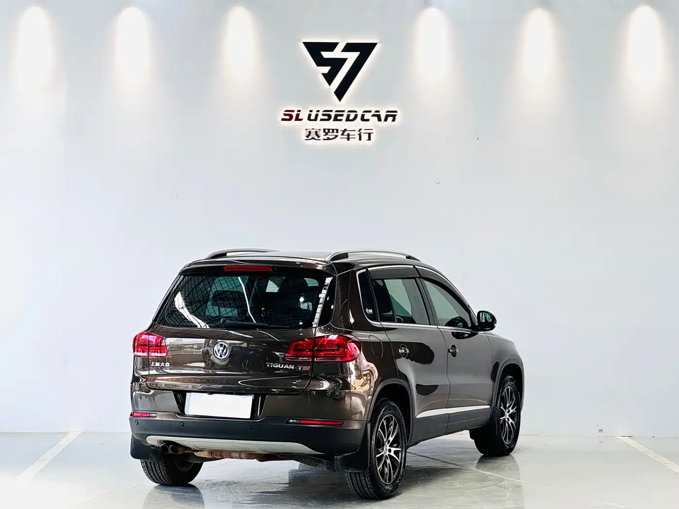 Volkswagen Tiguan 2015 1.8TSI Automatic 2WD Highline фото 7